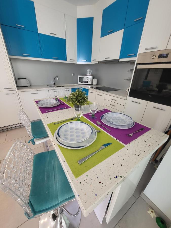 Makai Apartament *